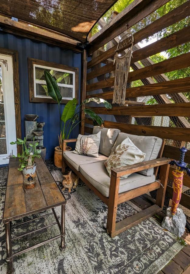 Cozy Af Tiny-House Oasis Βίλα Τάμπα Εξωτερικό φωτογραφία